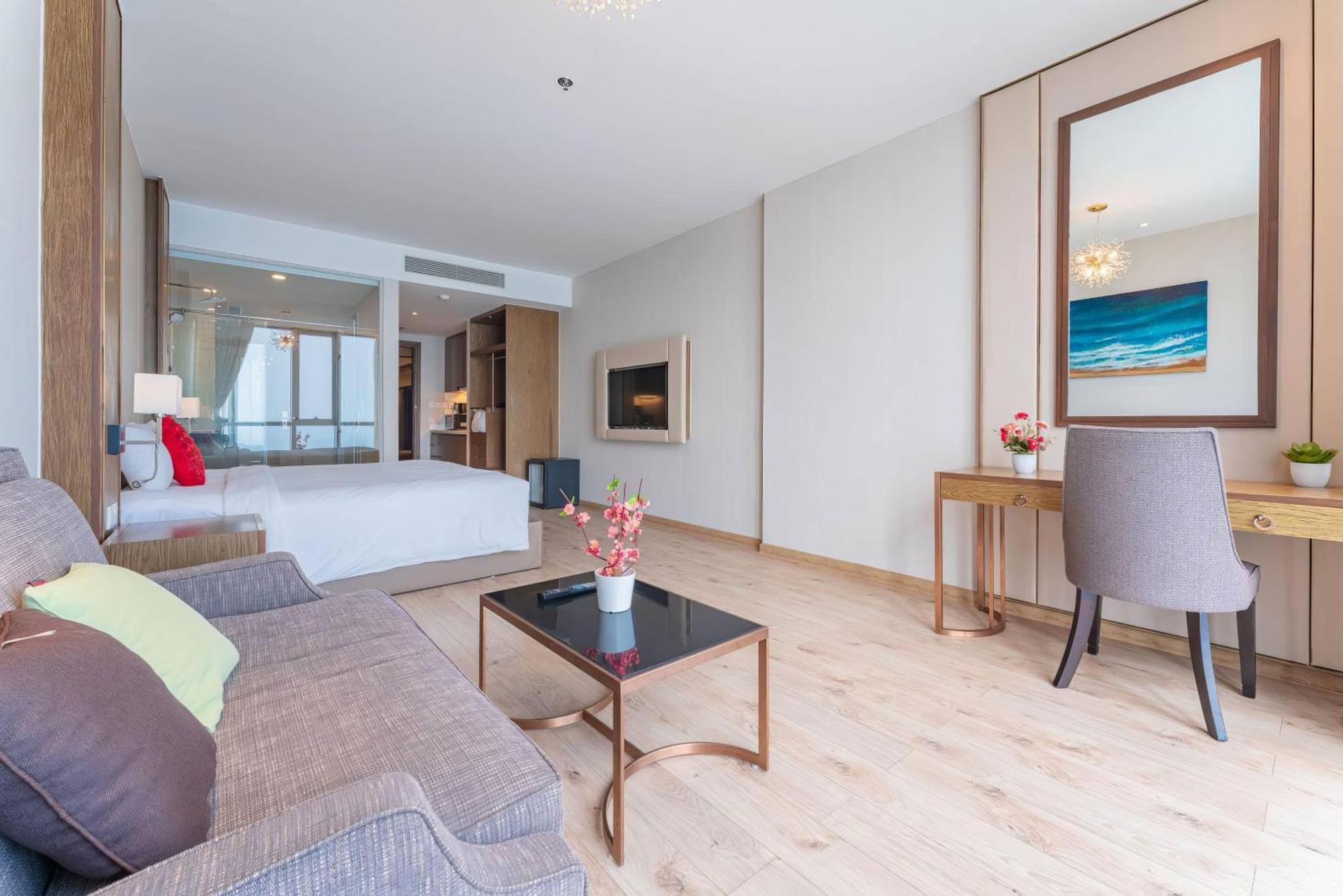 Coastal Panorama Oceanfront Suites Nha Trang Zewnętrze zdjęcie