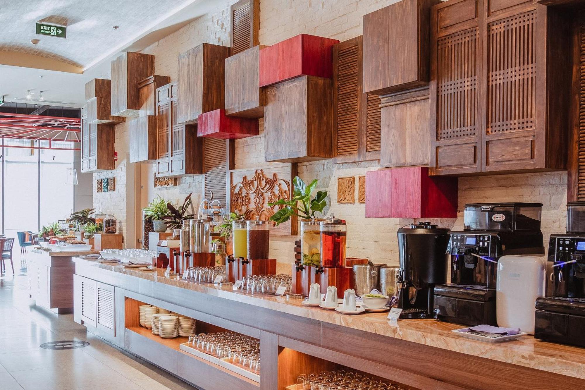Coastal Panorama Oceanfront Suites Nha Trang Zewnętrze zdjęcie
